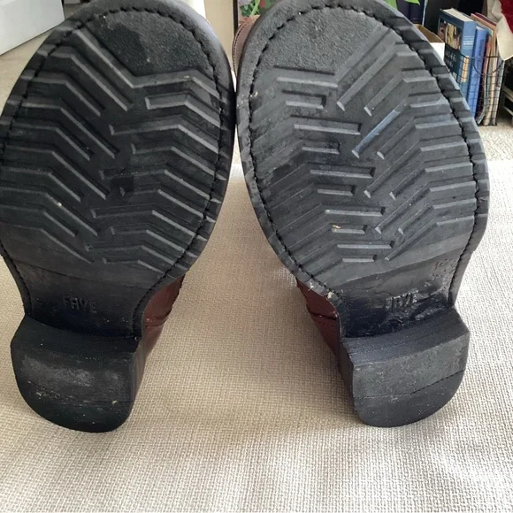 Frye Dark Brown Leather Boots 7 - Picture 6 of 12